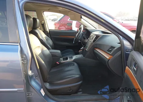 2013 Subaru Outback 2.5I Limited из США, поврежденный, VIN 4S4BRCKC5D3213176
